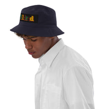 Universal bucket hat