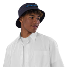 Universal bucket hat